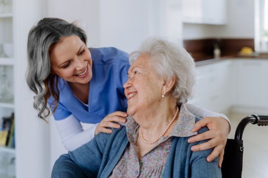 Specialized Nurse at Home 